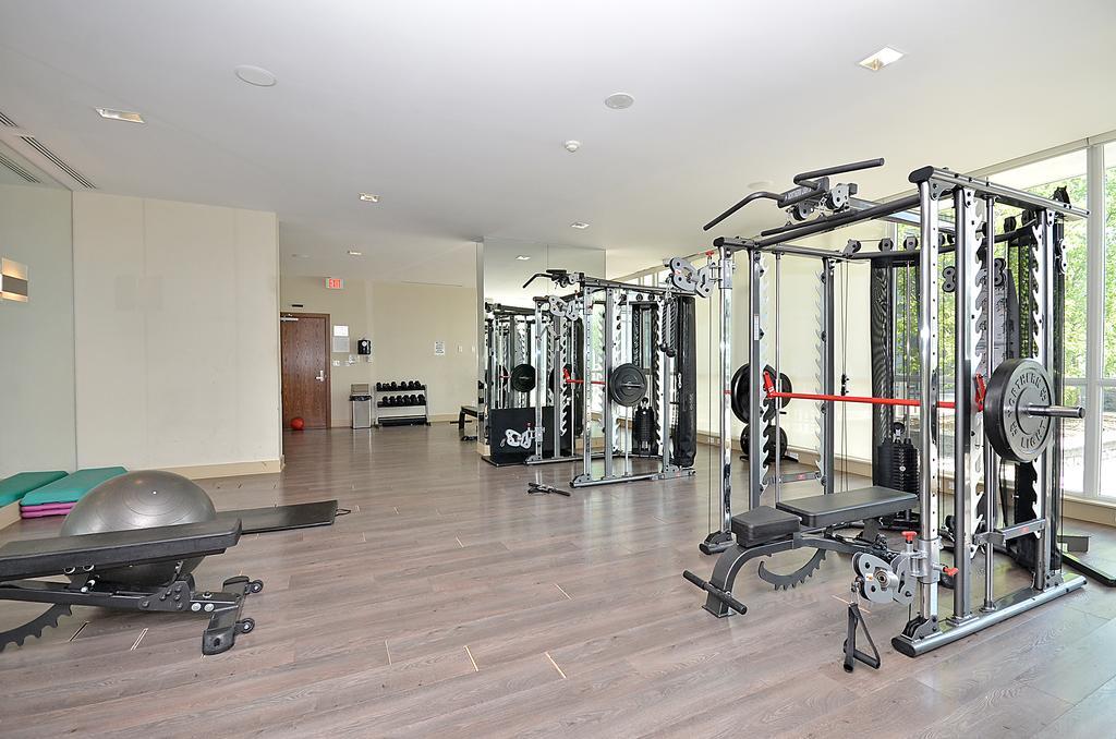 Royal Stays Furnished Apartments - Square One Mississauga Kültér fotó