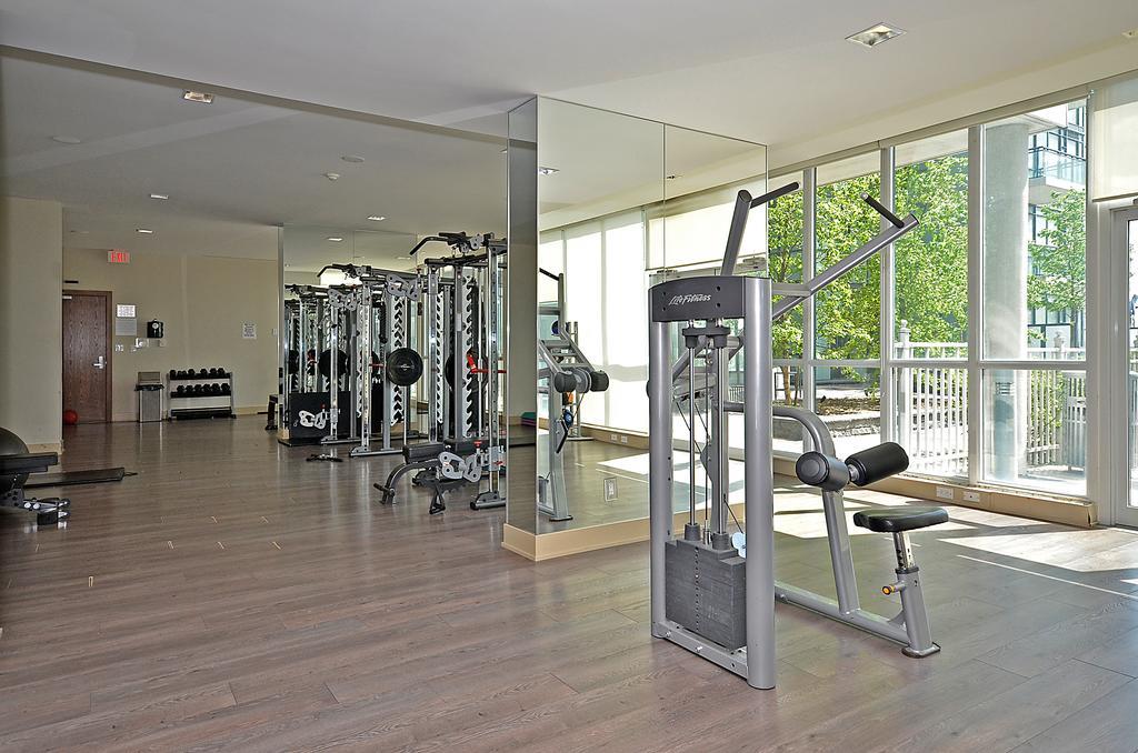 Royal Stays Furnished Apartments - Square One Mississauga Kültér fotó