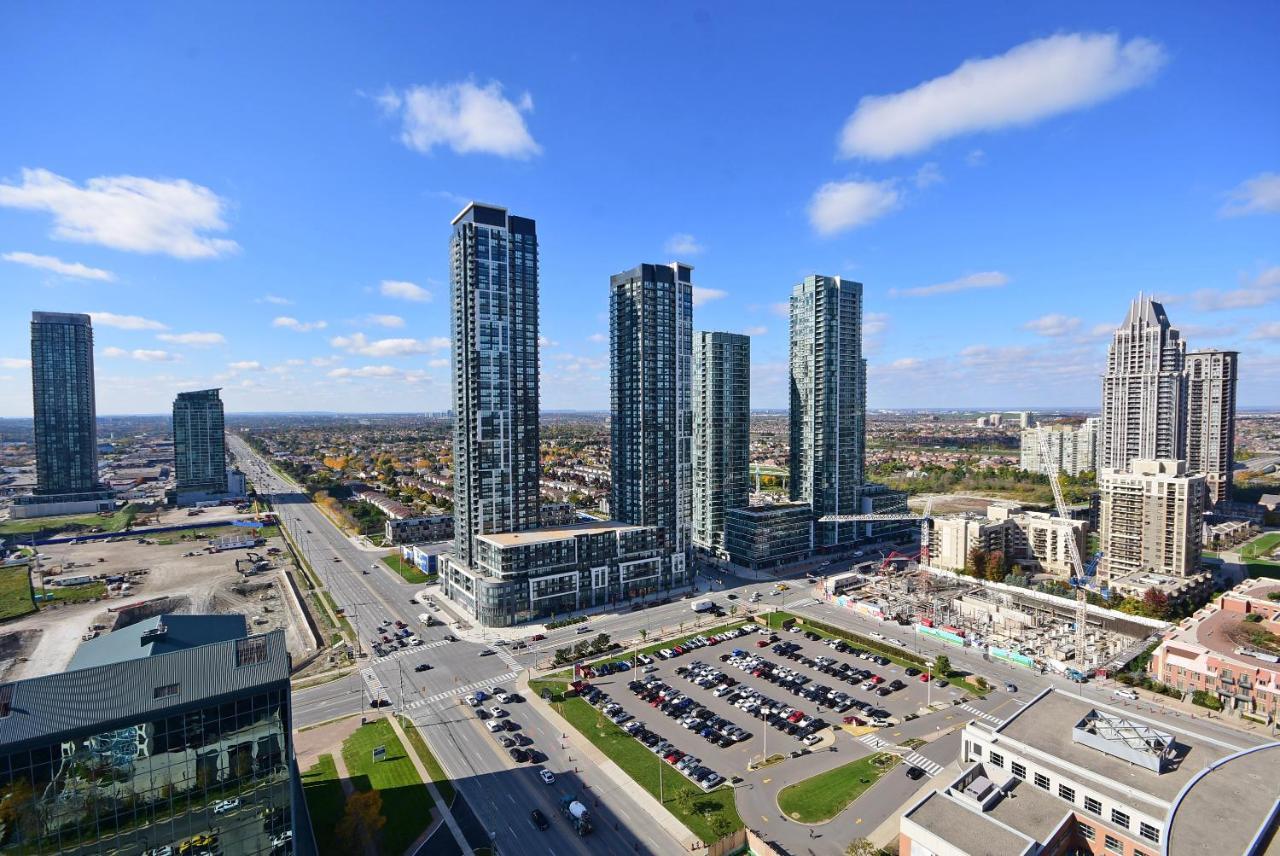 Royal Stays Furnished Apartments - Square One Mississauga Kültér fotó