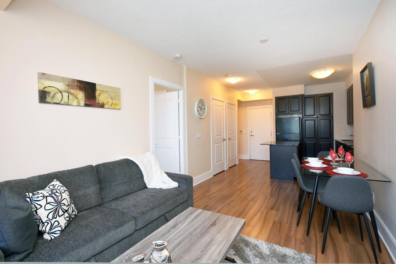 Royal Stays Furnished Apartments - Square One Mississauga Kültér fotó